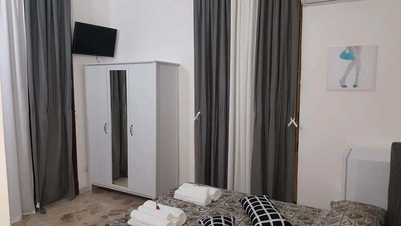 Exclusive House Center Apartment Catania 0*,
